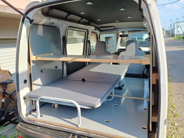 Daihatsu Hijet Cargo 3