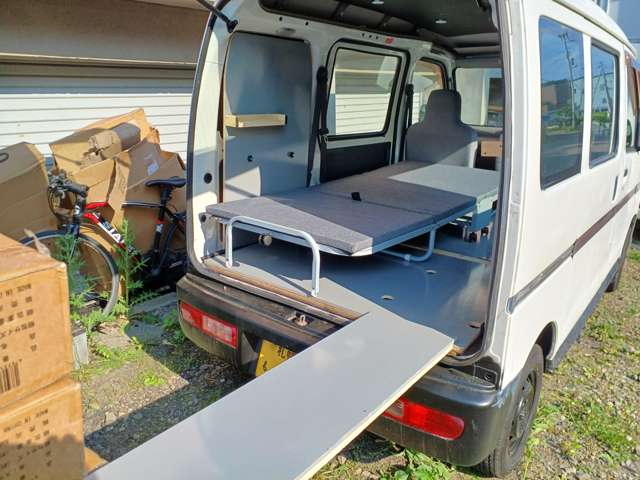 Daihatsu Hijet Cargo 5
