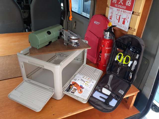 Daihatsu Hijet Cargo 6