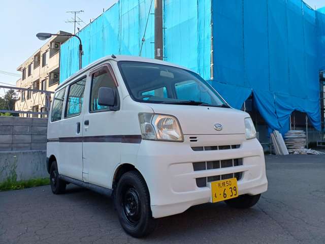 Daihatsu Hijet Cargo 10