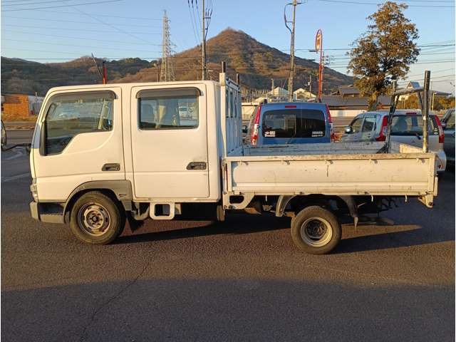 Mazda Titan Dash 6