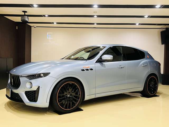 Maserati Levante 5