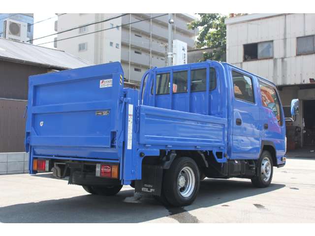 Isuzu Elf 6