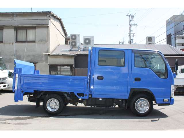 Isuzu Elf 7