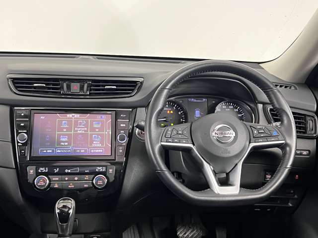 Nissan X-Trail 6
