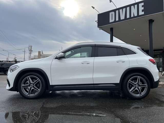 Mercedes-Benz GLA-Class 2