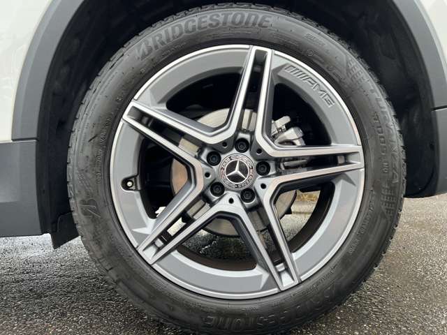 Mercedes-Benz GLA-Class 8