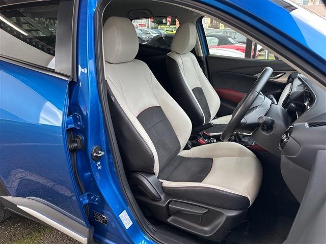 Mazda CX-3 12