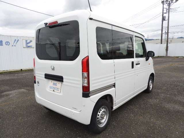 Honda N-VAN 8