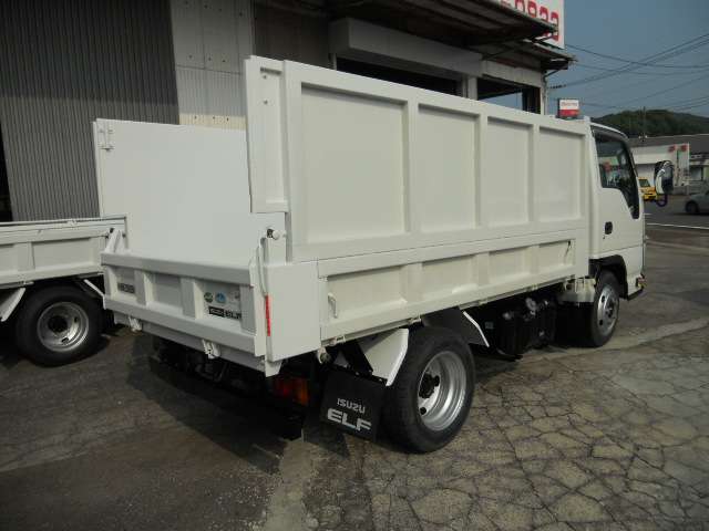 Isuzu Elf 5