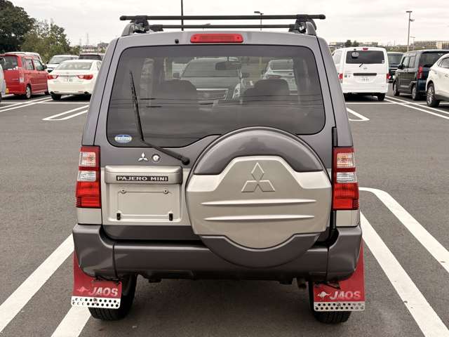 Mitsubishi Pajero Mini 10
