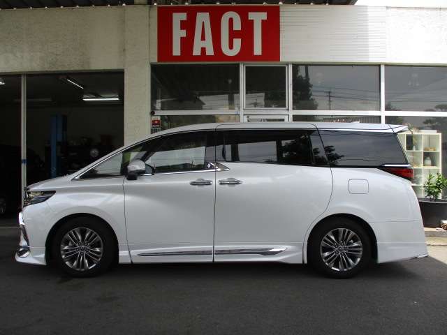 Toyota Alphard 5