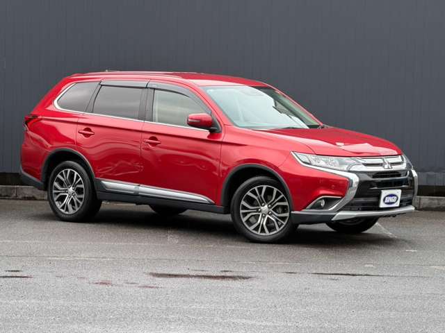 Mitsubishi Outlander 4