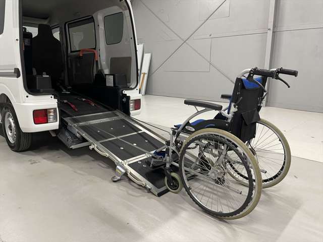 Suzuki Every 8