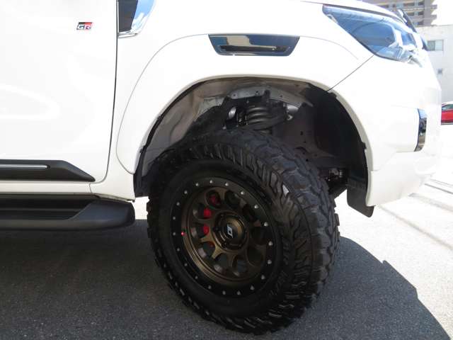 Toyota Hilux 12