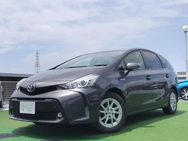 Toyota Prius α 12