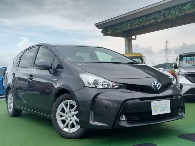 Toyota Prius α 6
