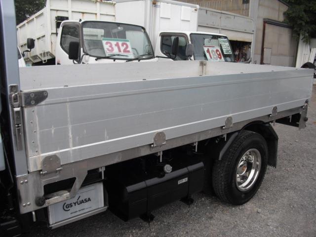 Mitsubishi Fuso Canter 3