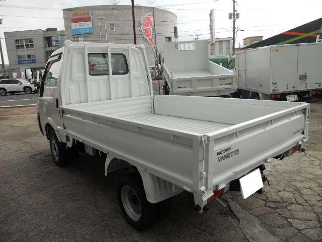 Mazda Bongo Truck 5
