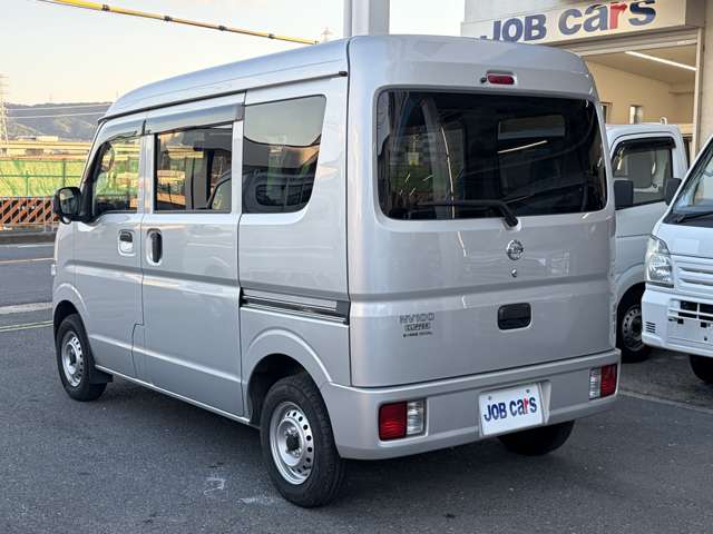 Nissan NV100 Clipper 13