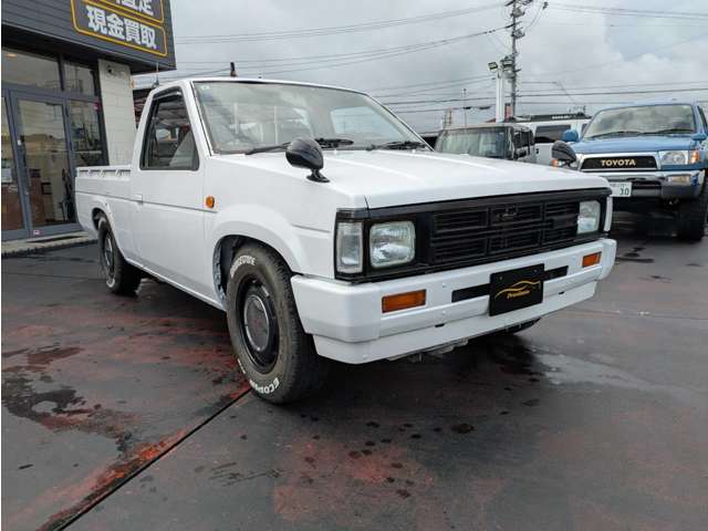 Nissan Datsun 4