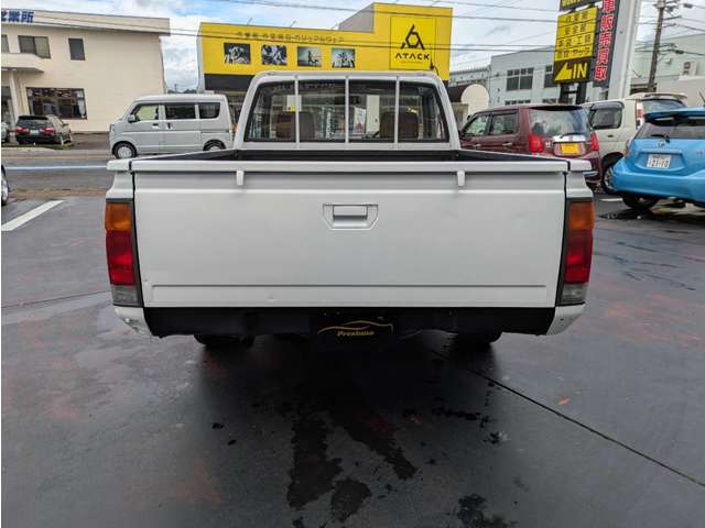 Nissan Datsun 7