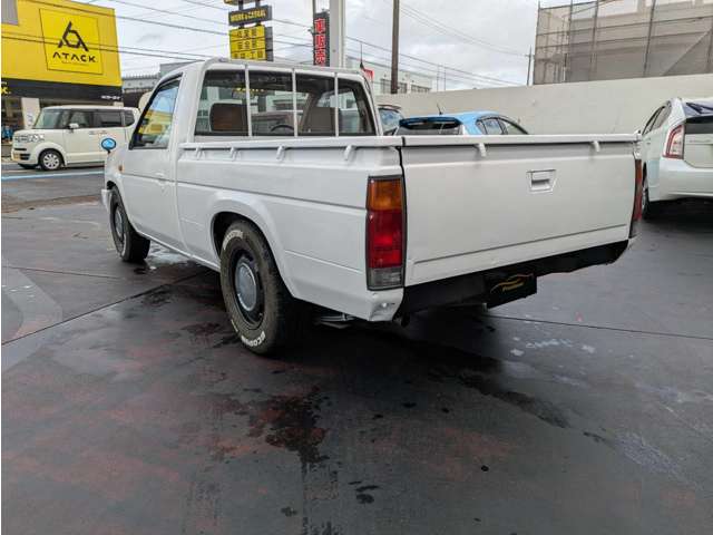 Nissan Datsun 8