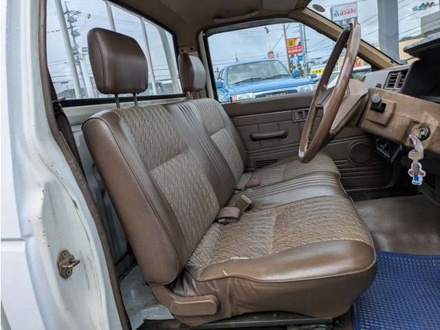 Nissan Datsun 11