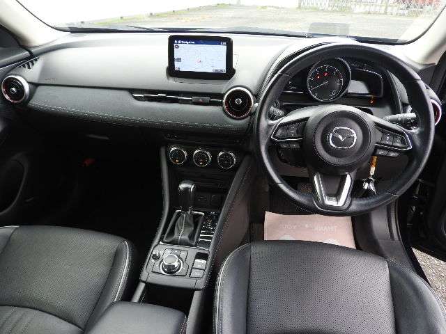 Mazda CX-3 9