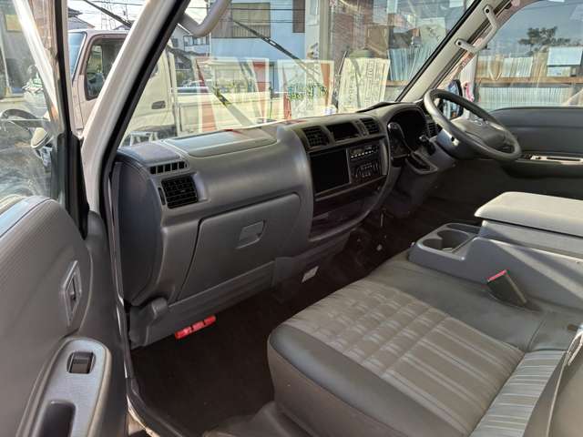 Mazda Bongo Truck 7
