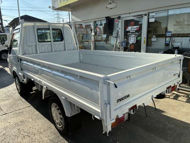 Mazda Bongo Truck 9