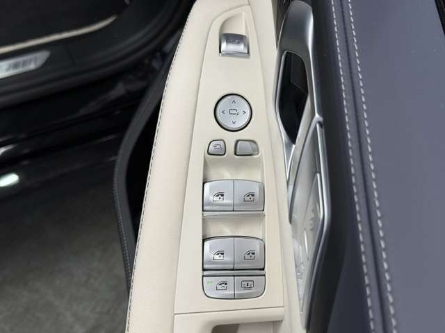 BMW X7 11