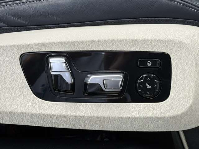 BMW X7 8