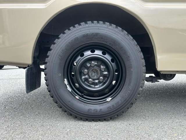 Nissan Vanette 11