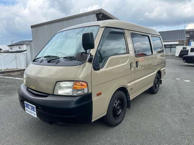 Nissan Vanette 5