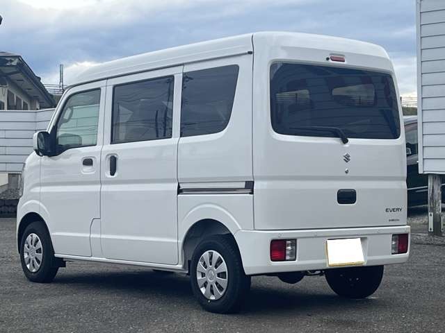 Suzuki Every 2
