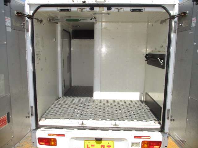 Daihatsu Hijet Truck 4