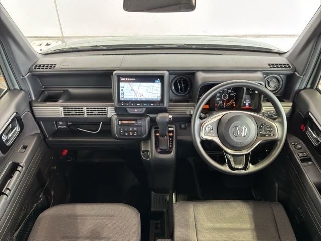 Honda N-VAN 9