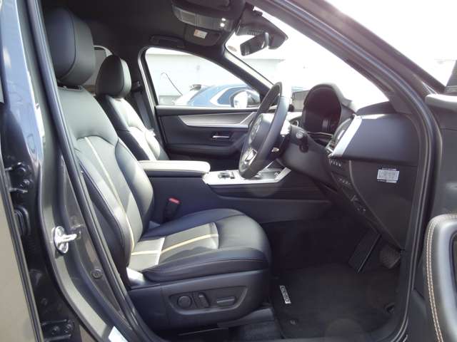 Mazda CX-80 11