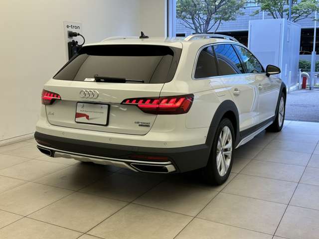 Audi A4 Allroad Quattro 7