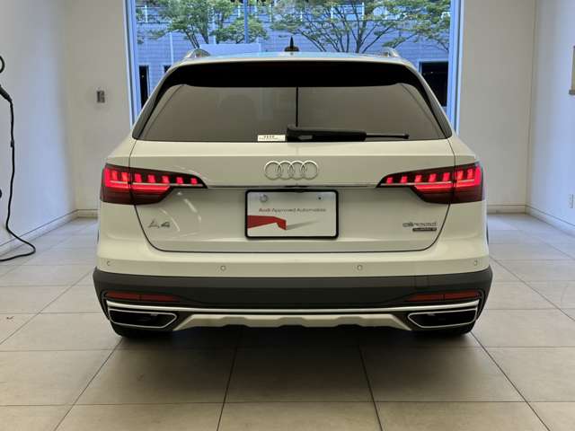 Audi A4 Allroad Quattro 8