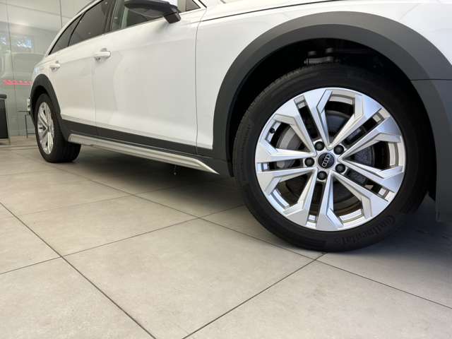 Audi A4 Allroad Quattro 10