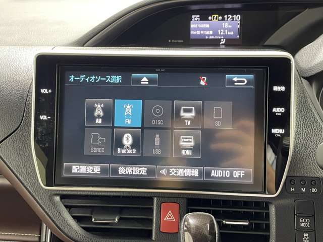 Toyota Esquire 6