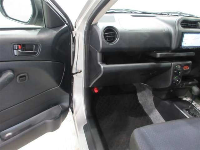 Toyota Probox Van 4