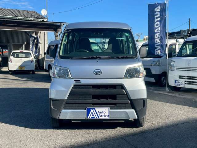 Daihatsu Hijet Cargo 2