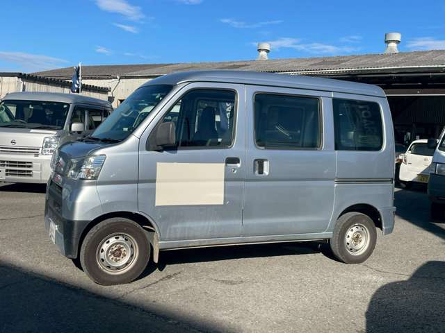 Daihatsu Hijet Cargo 9