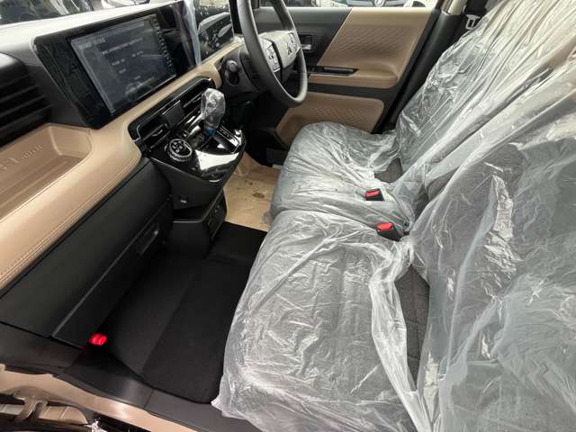 Mitsubishi Delica Mini 9