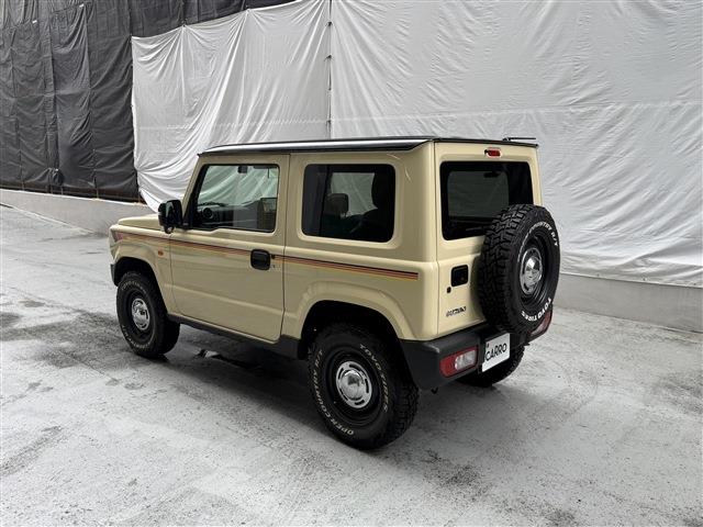 Suzuki Jimny 10