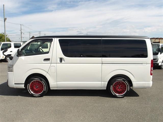 Toyota Regius Ace 9