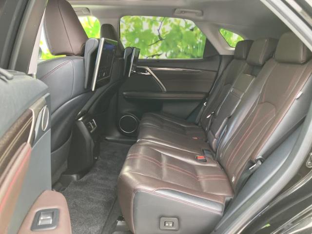Lexus RX 9